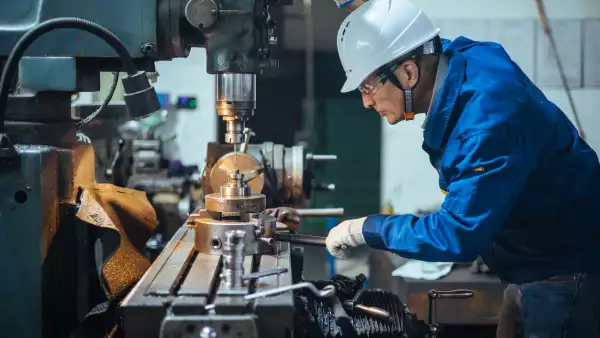 Empresas de automotrices y de electrodomésticos no esperaron al T-MEC: ya buscan proveedores en México  