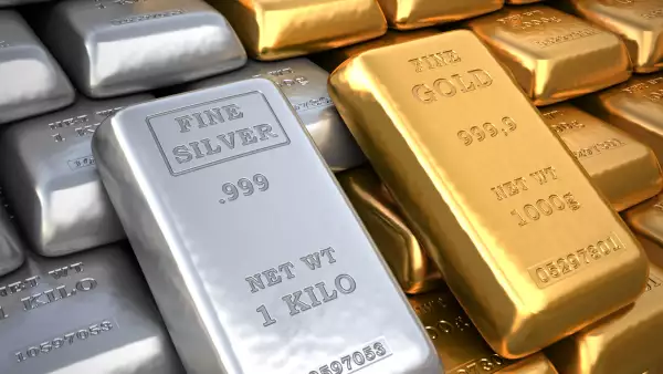 El precio de las acciones de la minera Peñoles se desploma el día de hoy junto con la Bolsa Mexicana de Valores, el precio de la plata y el oro