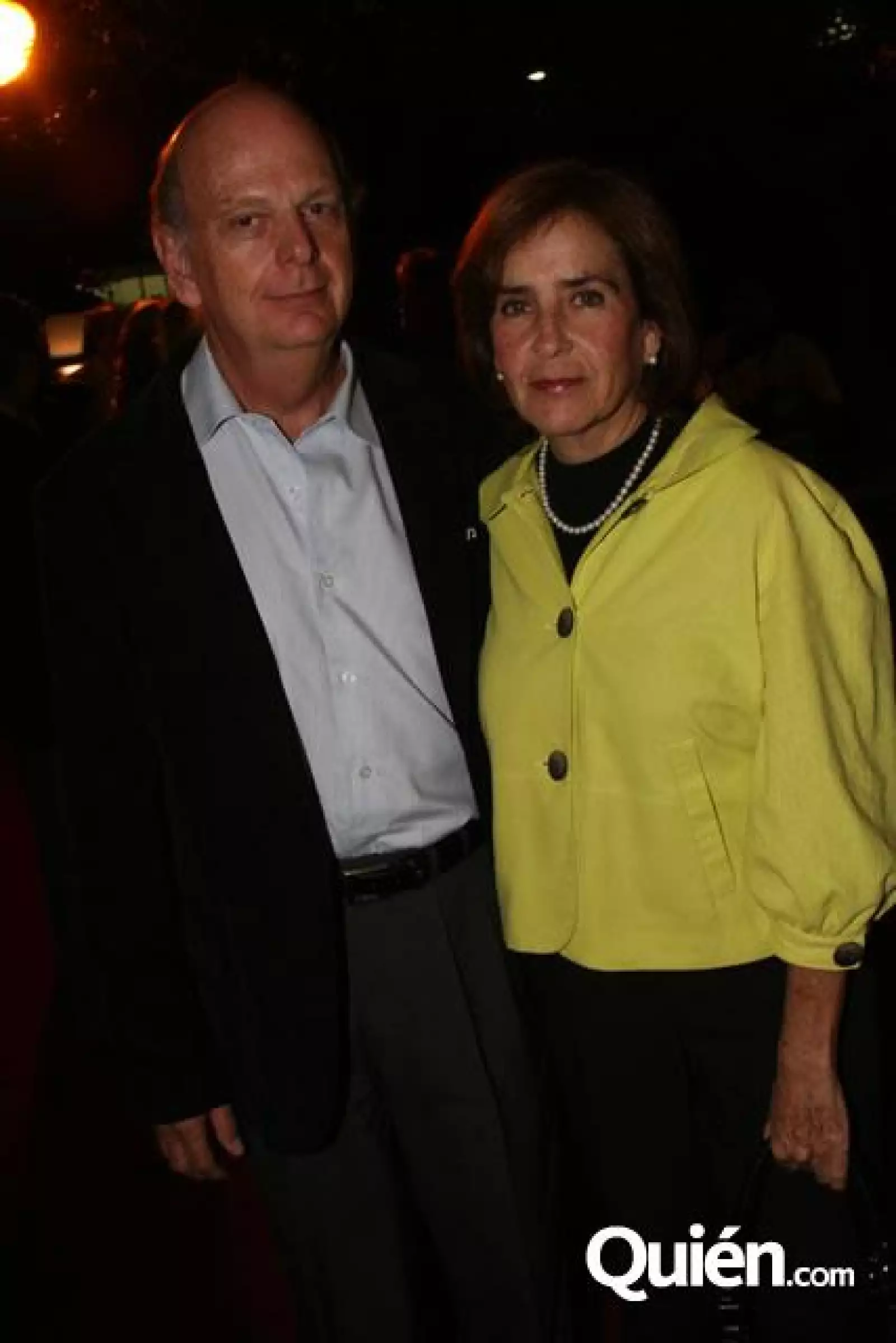 Subasta Nosotros Por los Niños con Cáncer