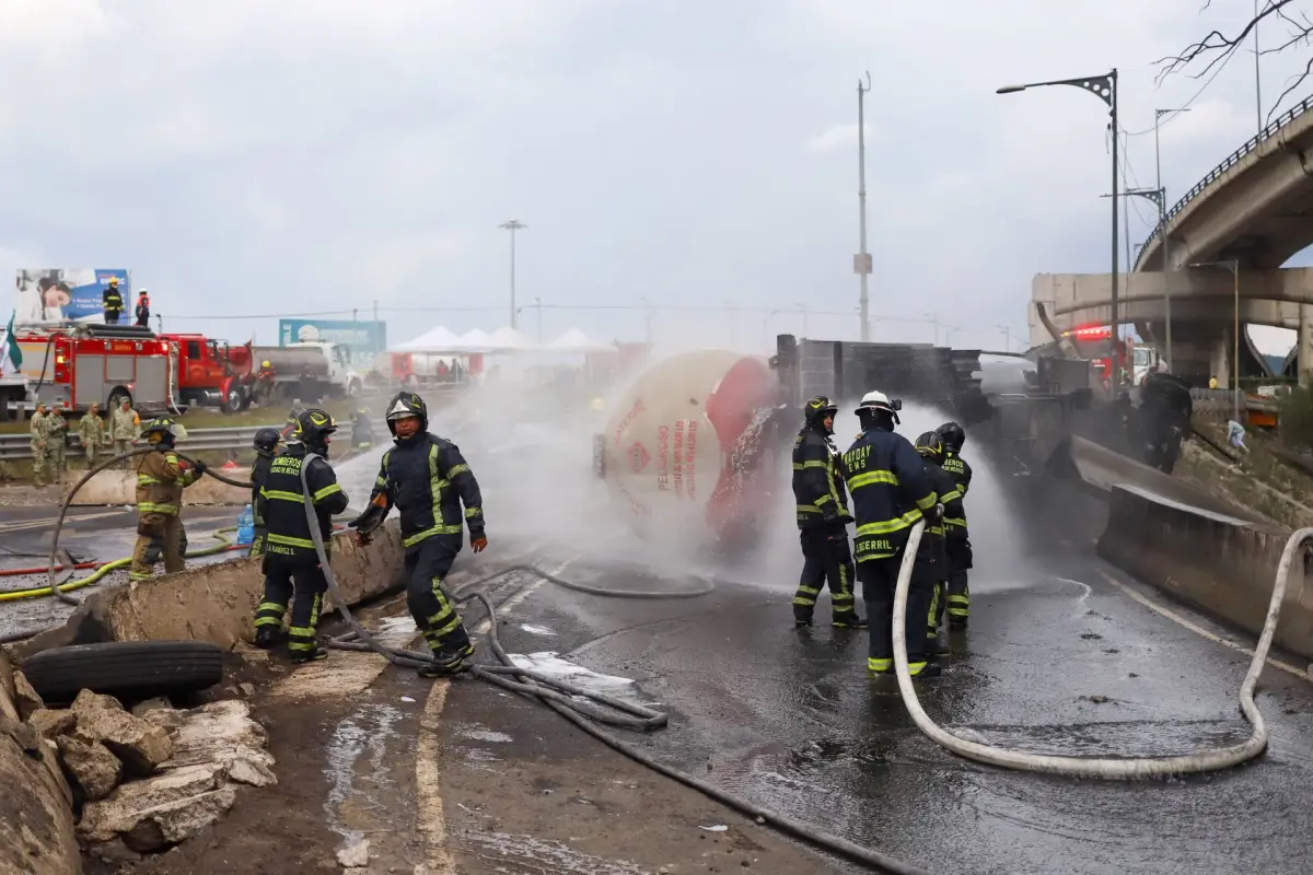 Explosión de pipa en Puente la Concordia: hay cinco personas muertas y 90 lesionadas