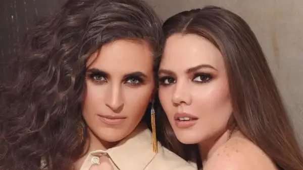 Diana Atri y Joy Huerta