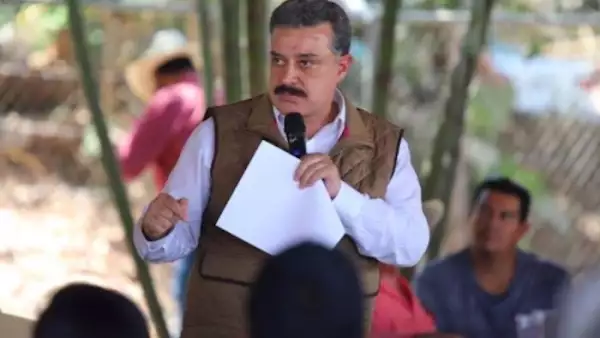 Carlos Lomelí