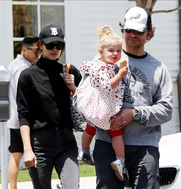 Irina Shayk, Bradley Cooper y Lea.