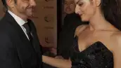 La hija de Eugenio Derbez destacó la belleza de su figura y su rostro luciendo un vestido de gala color negro con corte corazón en el escote y transparencias.