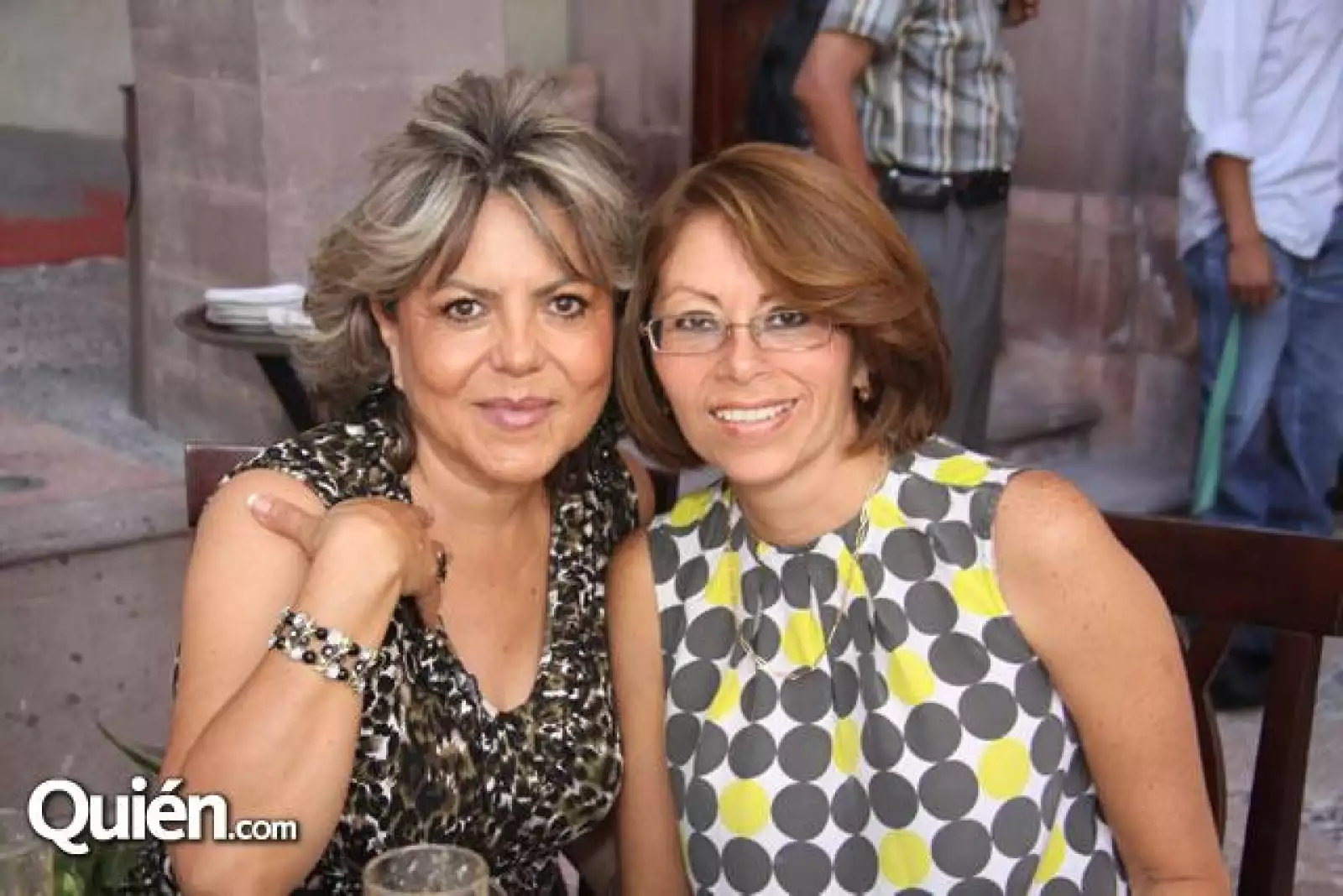 Rocio Yaca,Pilar Arambula