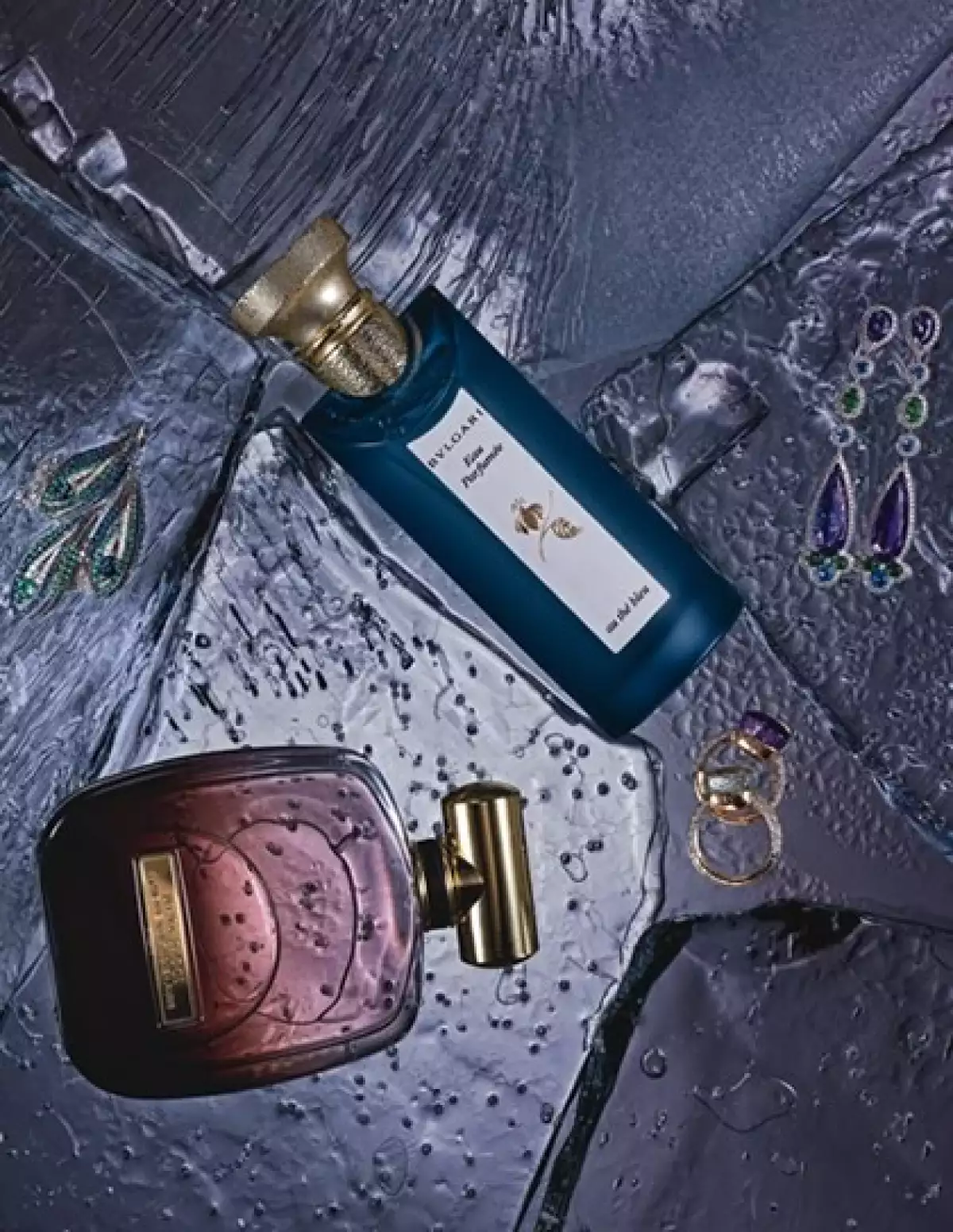Joyería: Damiani, Pomellato, Chopard. Perfumes de Bvlgari y Nina Ricci.