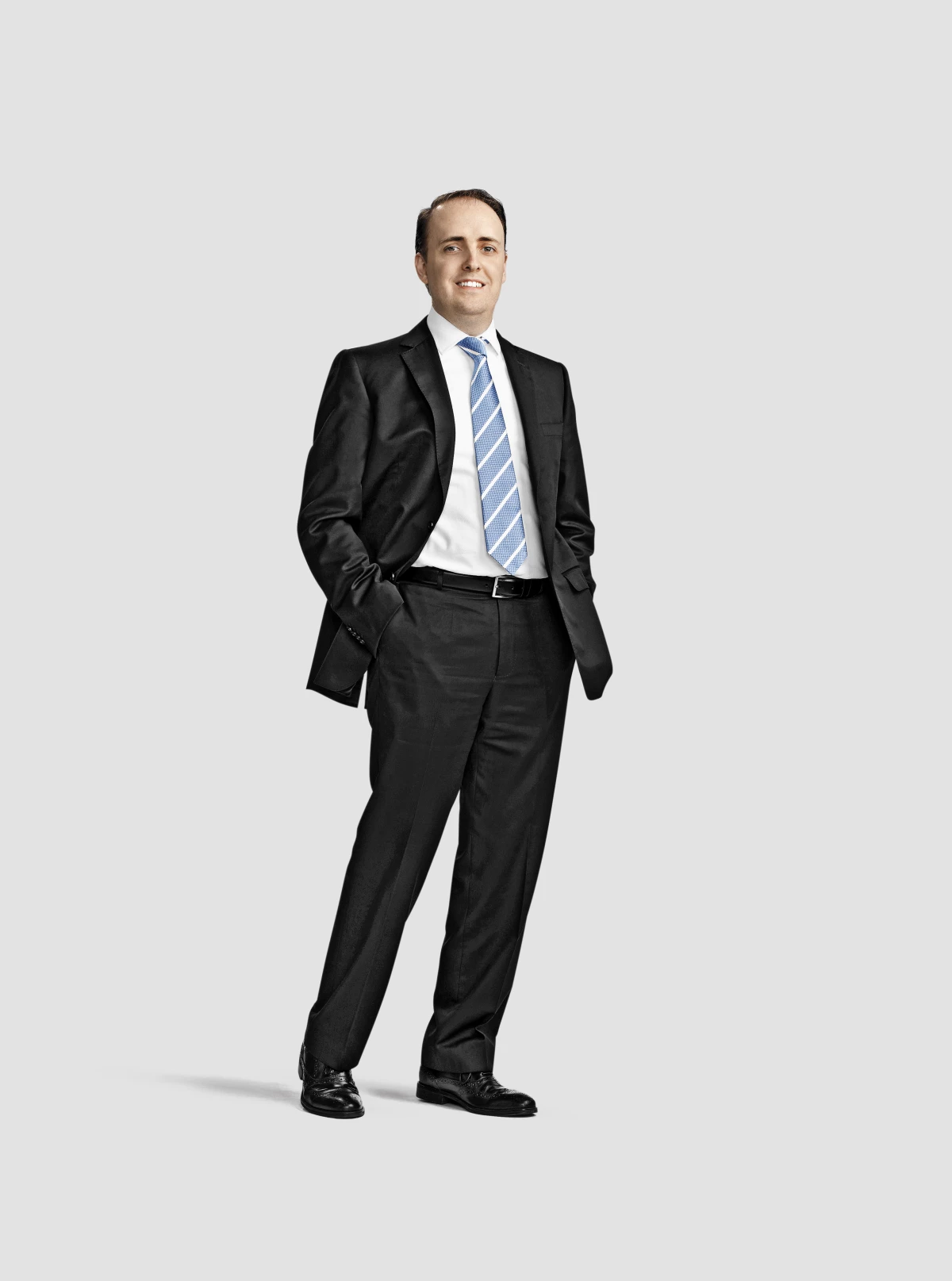 Una de las habilidades del directivo es que sabe solucionar problemas rápido.