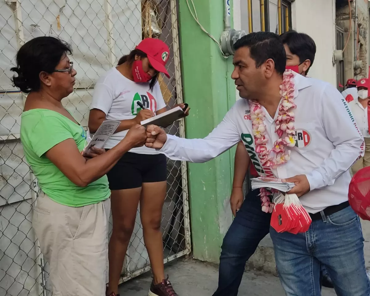 Antonio Domínguez Aragón, candidato a diputado federal por el PRI