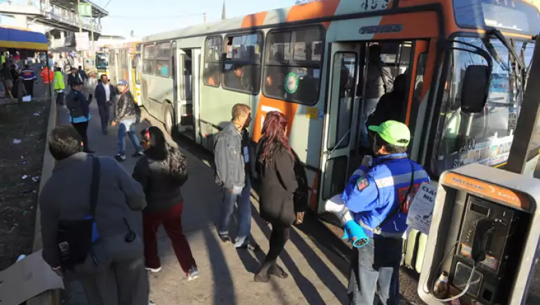 En promedio, un autobús de la RTP tarda 45 minutos en su traslado de la estación Tezonco a la de Periférico Oriente, cuando en el Metro este tramo se recorría en tres minutos.