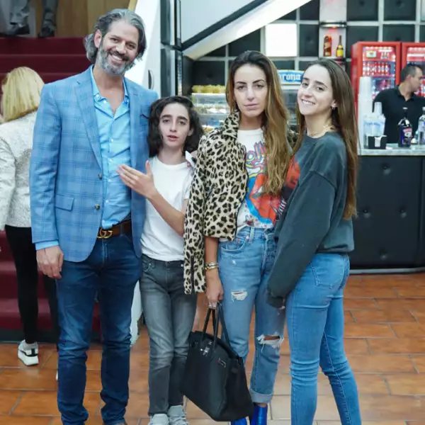 QUILETSDANCESTUDIOHA 07.jpg