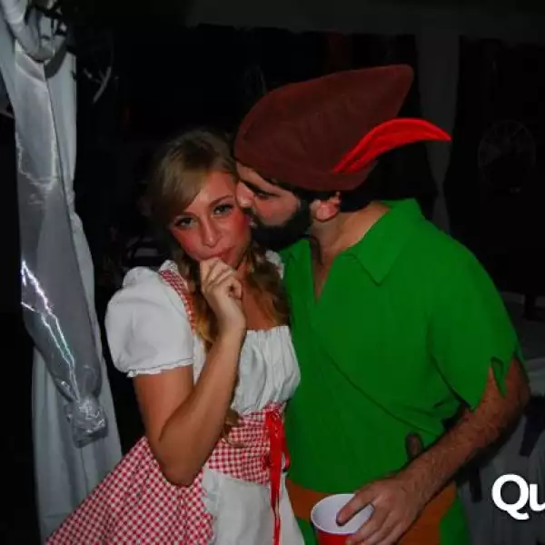 Fiesta de disfraces de parejas