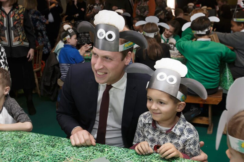 La oveja Shaun fue la protagonista de la reunión de los príncipes y Kate Middleton a una de las organizaciones que apoyan.