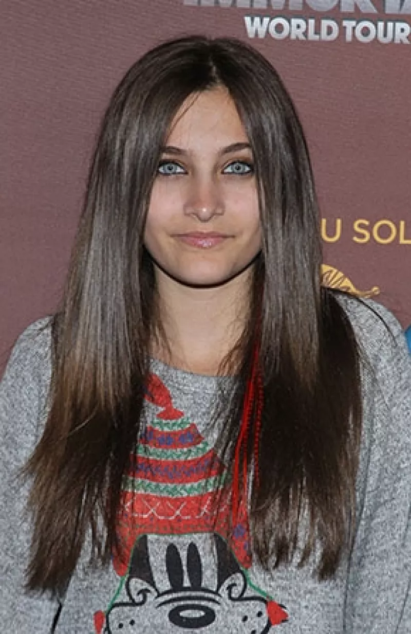 Paris Jackson podría estar esperando su primer hijo, pues se dice luce un vientre abultado.