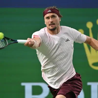 En busca del trofeo y del número 1 mundial: Zverev avanza a semifinales del Masters 1000 de Shanghai 