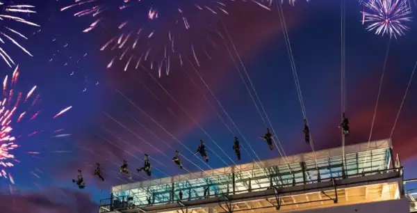 FLY LINQ FIREWORK SHOW