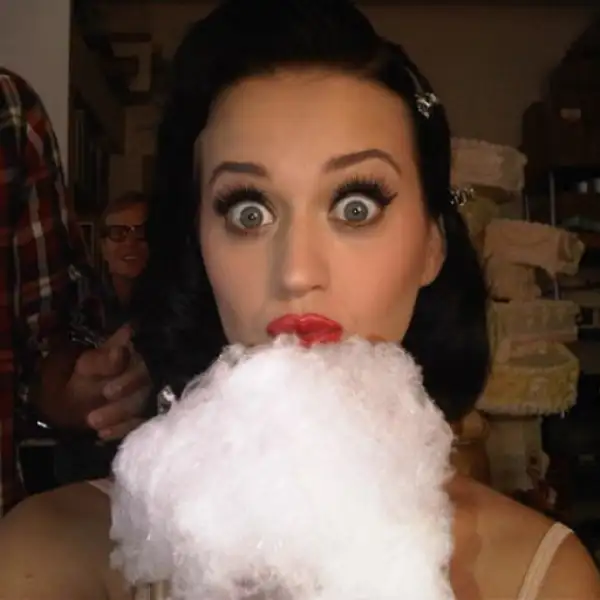 Katy Perry subió esta imagen para sus fans en Twitter.