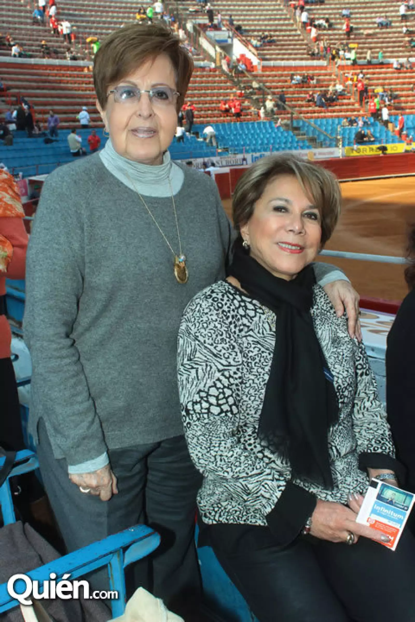 María Elena Esparza y Reyna Gutiérrez