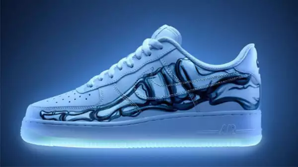 Nike Air Force 1