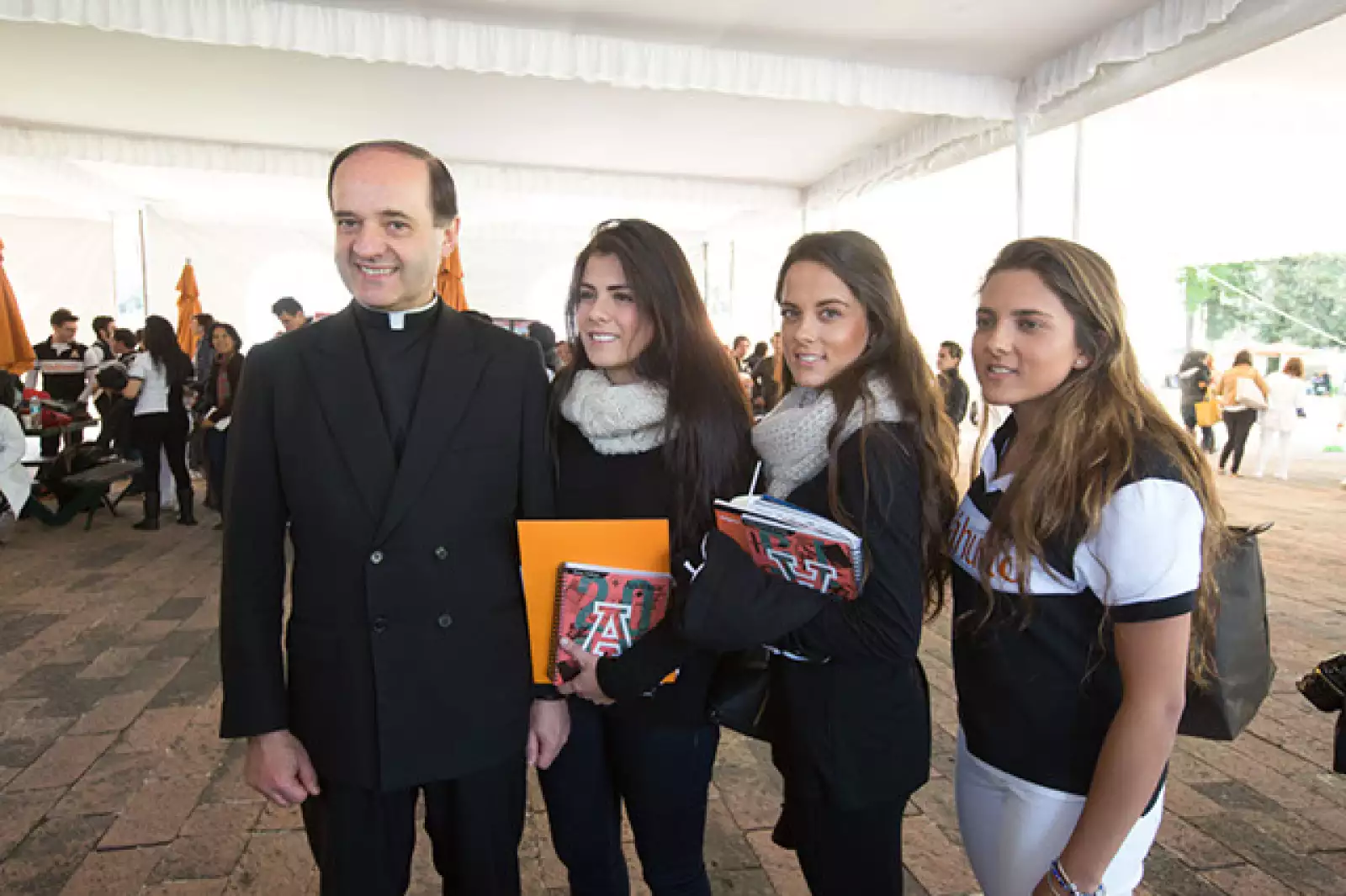 Rector Jesús Quirce,Paulina Peña,Andrea Mendiolea,Lorel Mendiolea