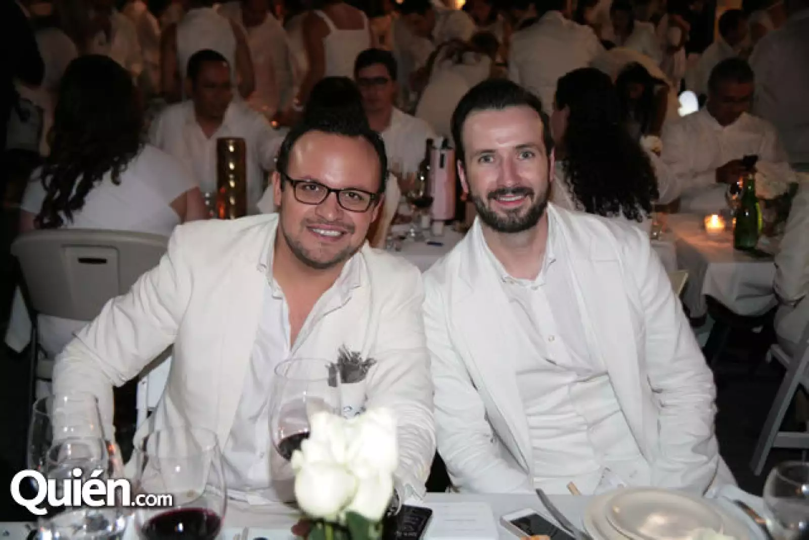 Rodrigo Gómez,Juanchi Torre