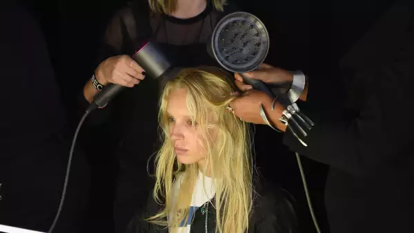 FENTY PUMA by Rihanna Spring/Summer 2018 Collection - Backstage + First Looks