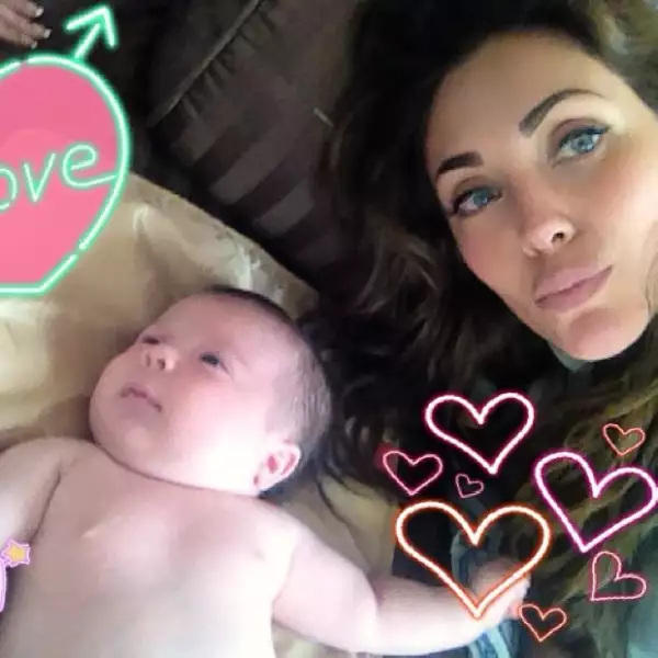 Anahí compartió esta imagen de su nuevo sobrinito.