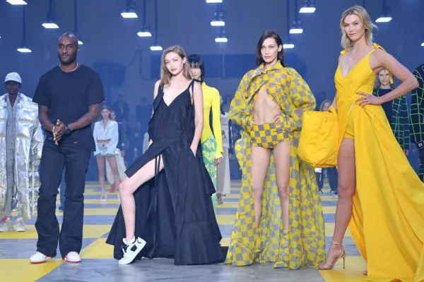 Off-White : Runway - Paris Fashion Week Womenswear Fall/Winter 2019/2020