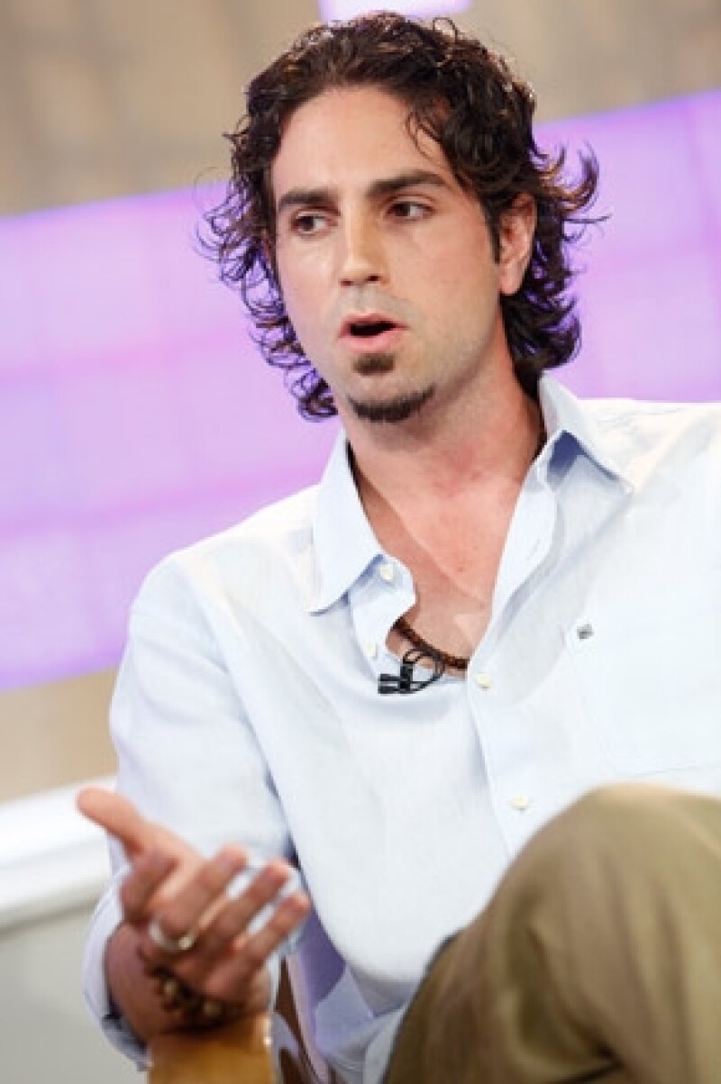 Wade Robson aseguró que el cantante pagó por el silencio de sus víctimas.