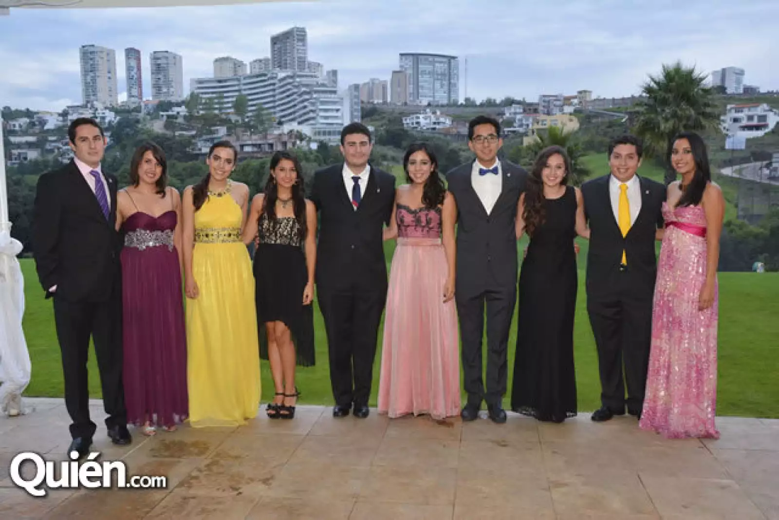 Los miembros jóvenes del Club Rotario Luis ángel Cisneros,María Fernanda Télles,Leticia González,Bárbara Méndez,Alejandro Cadena,Dany Velasco,Gibran Velasco,Camila Oliva,Pedro Gibran,Lilia Martínez