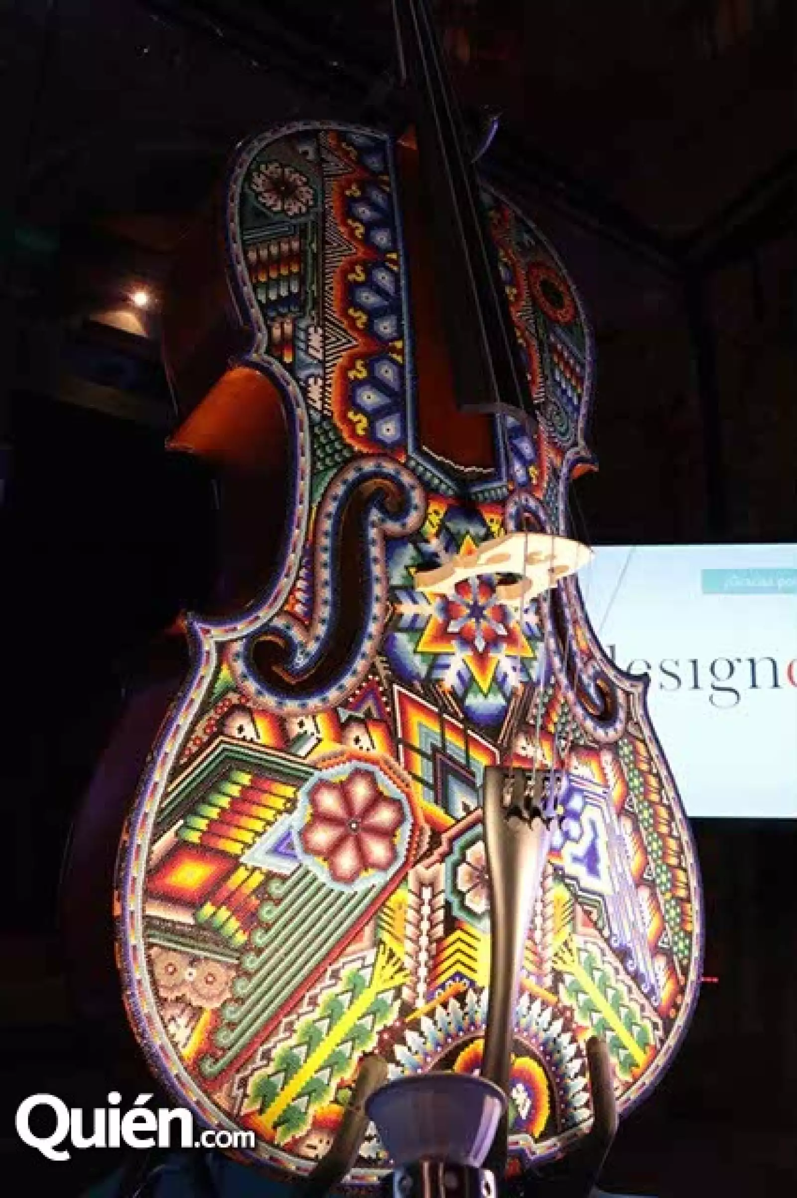 `El sonido de las cuerdas que dan aliento al alma´ Autor: Rosita Álvarez Gómez