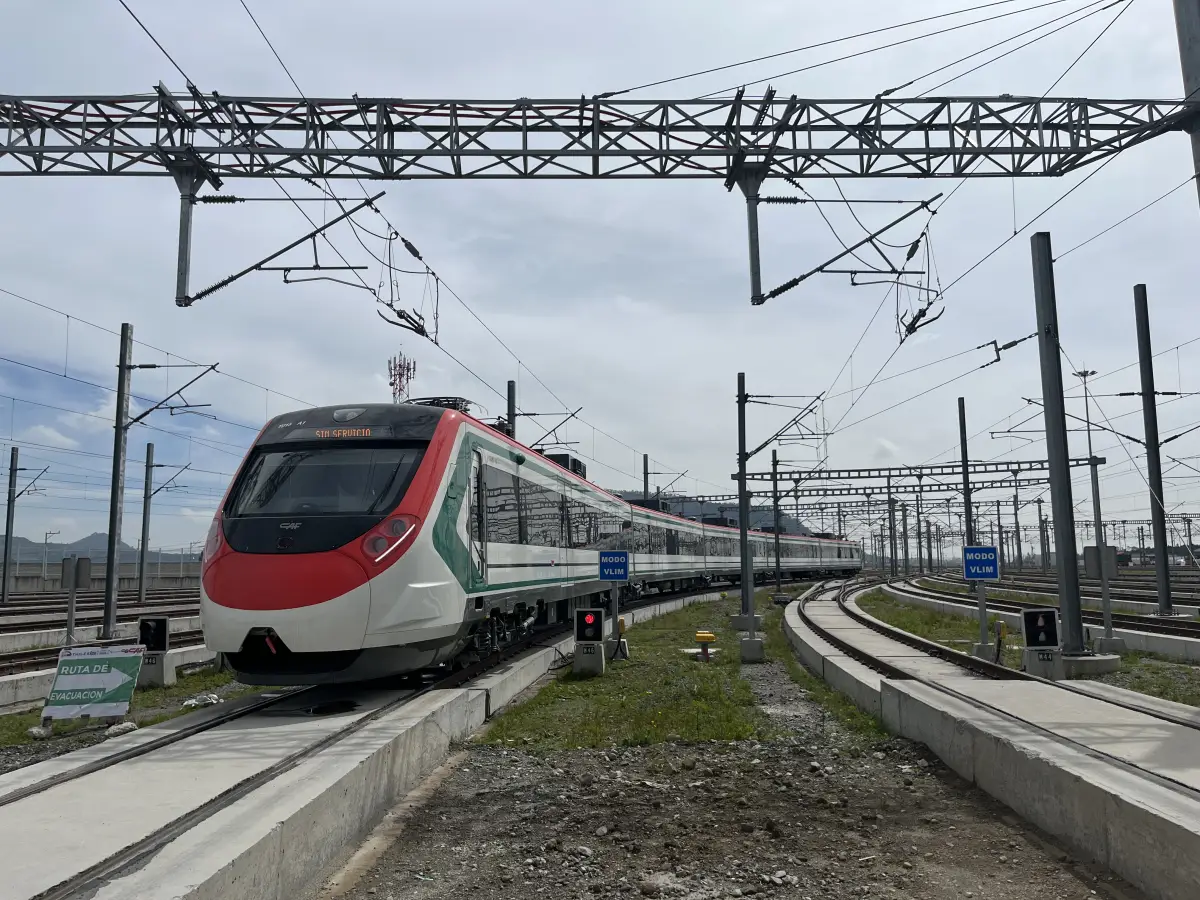 Tren Interurbano México - Toluca