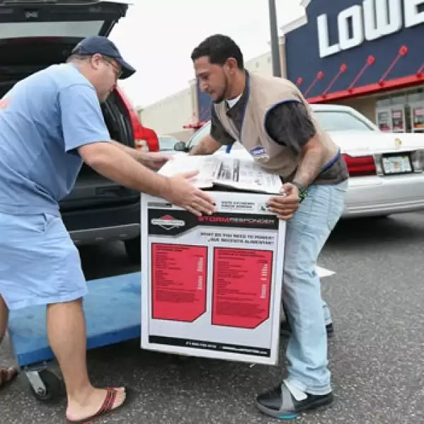 estadounidenses se preparan para el huracan sandy