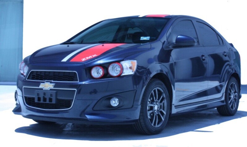 GM ofrece versiones deportivas de los modelos Chevrolet Sonic ZMX y Chevrolet Spark ZMX para atender al mercado joven