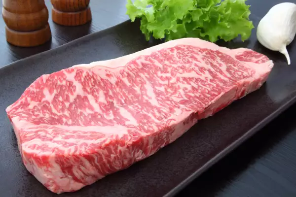 Carne Kobe con sal y pimienta
