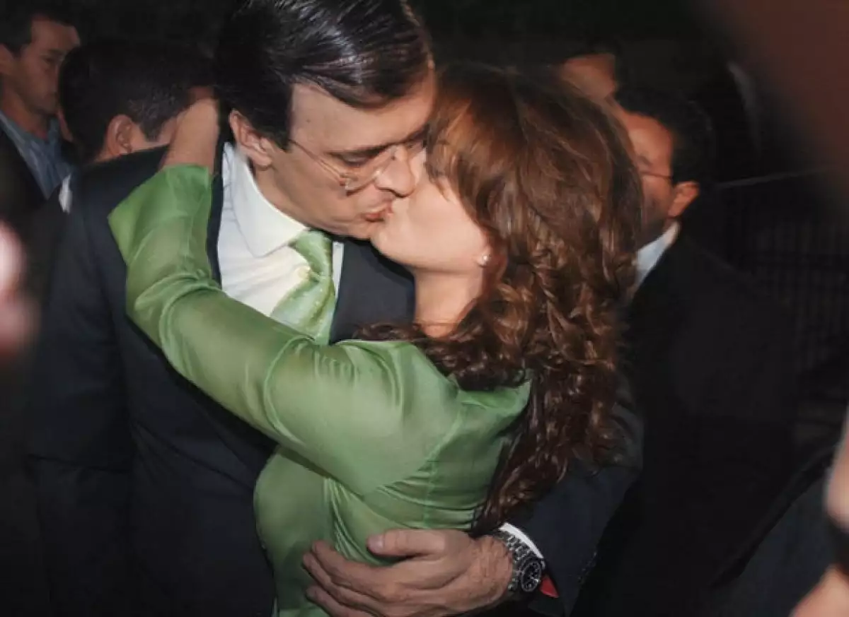LOS DÍAS FELICES. Marcelo Ebrard y Mariagna Prats se casaron cuando la efervescencia política de 2006.