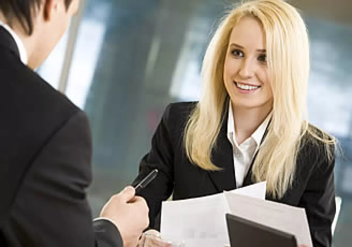 La entrevista con un reclutador es la segunda parte más importante para captar la atención y obtener un empleo, dice el experto. (Foto: Photos To Go)