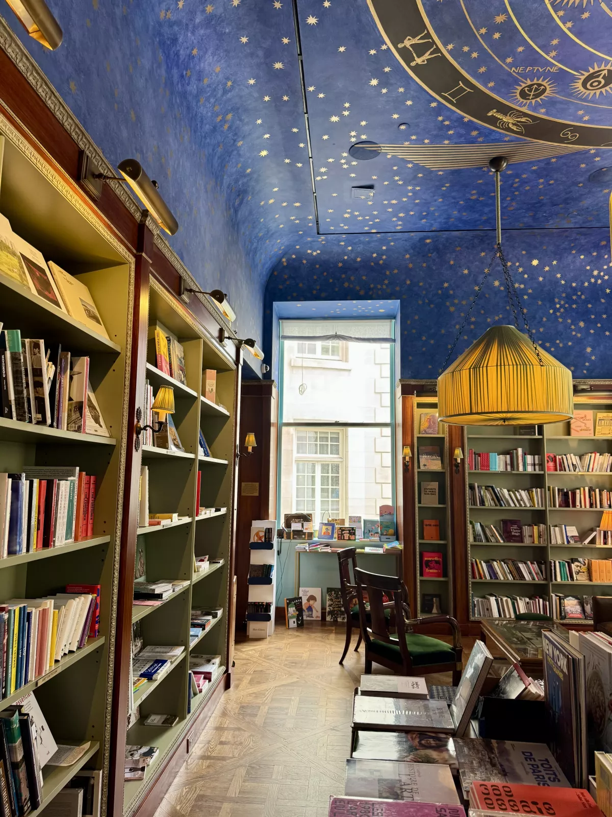 libreria-albertine.jpeg