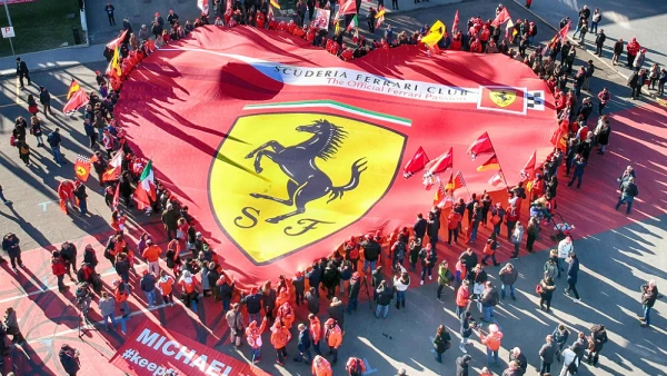 Michael 50 Bandera.jpg