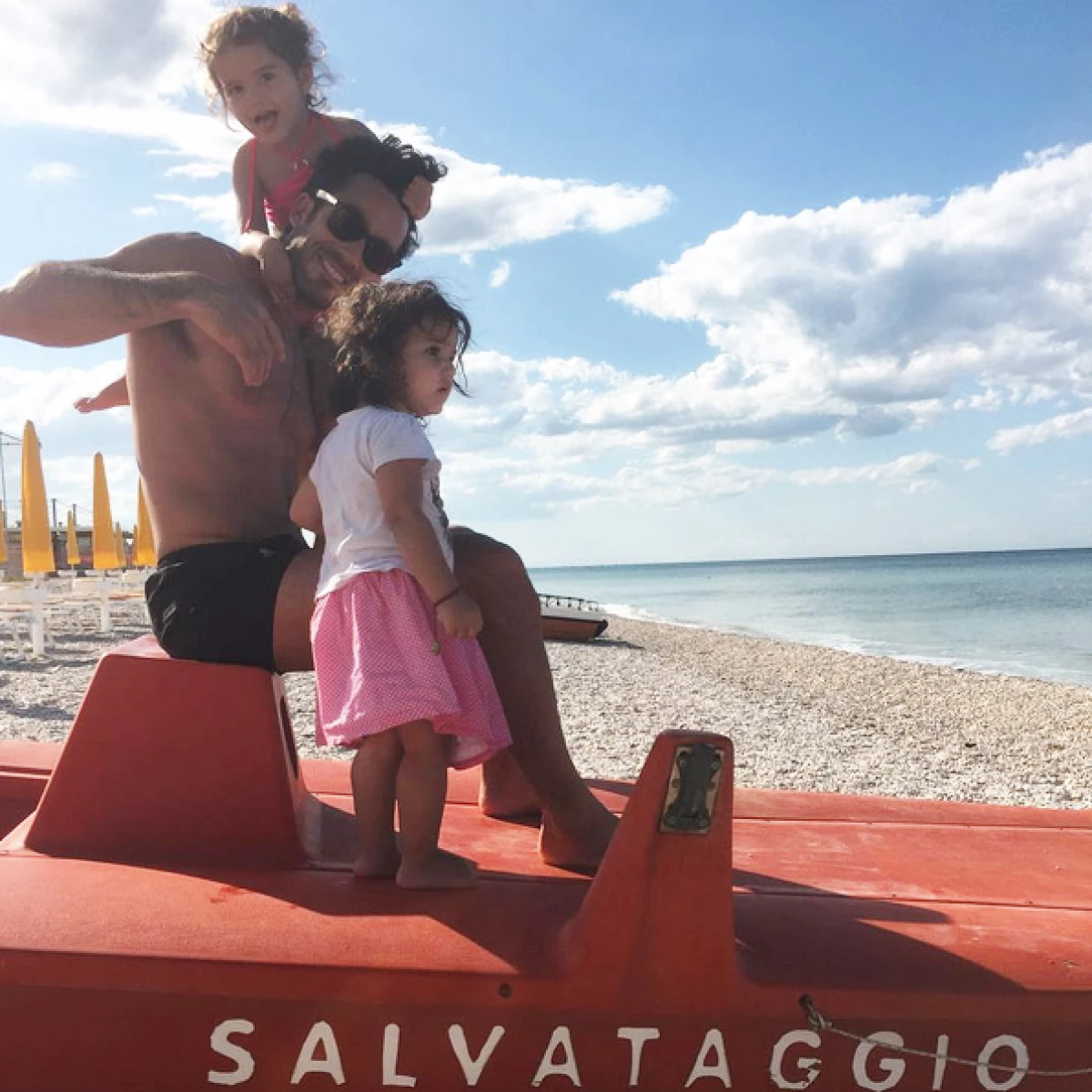 El actor, junto con su familia, emprendió una nueva vida y no dudó en compartirlo en sus redes sociales.