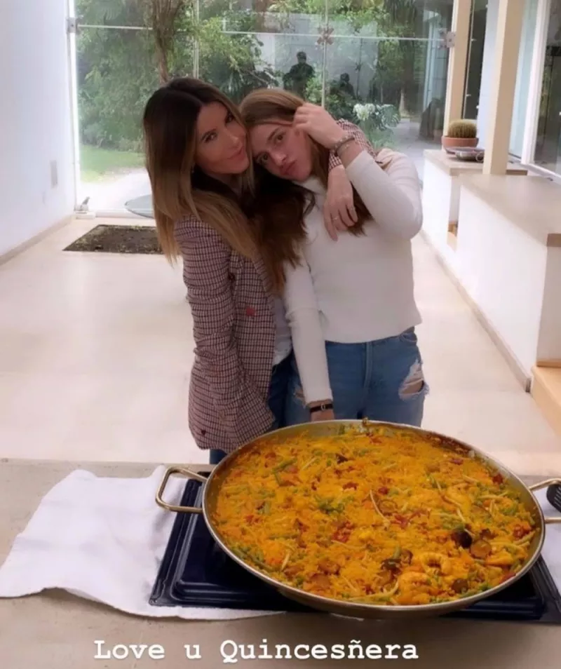 Rebeca Sáenz e Isabella Zedillo .jpg