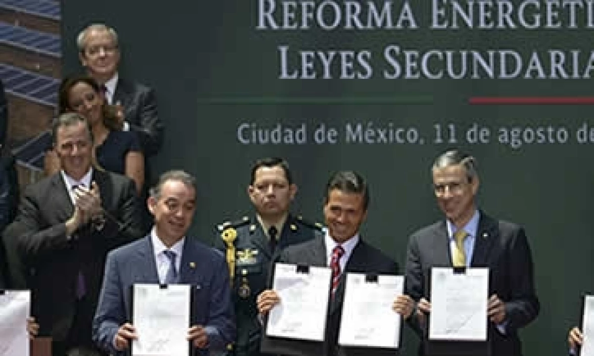Pe�a_Nieto_reforma_energ�tica