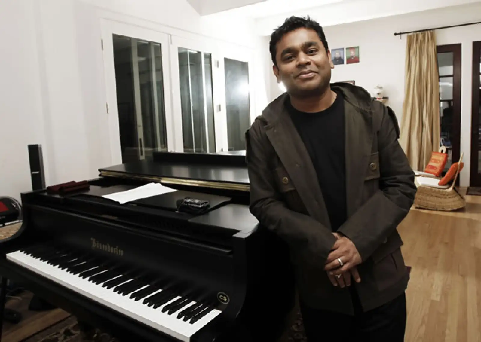 A.R. RAHMAN. Interpretará junto a Florence Welch el tema `If I Rise´ de la película `127 Hours´.