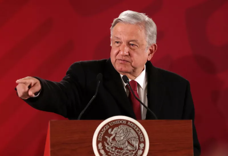 Andrés Manuel López Obrador responde a la degradación de Fitch a la calificación crediticia de Pemex
