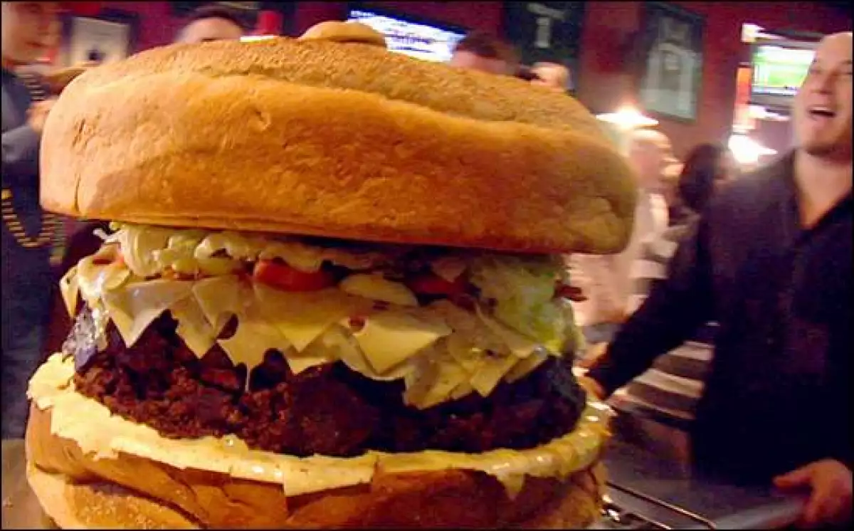 Hamburguesa más grande a la venta