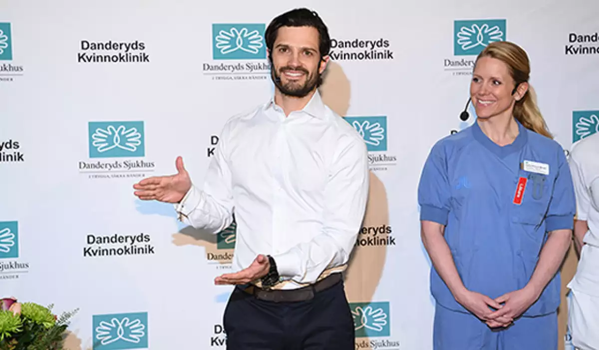 El príncipe estuvo presente en el nacimiento de su primogénito.