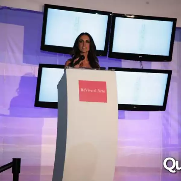 Cajas en subasta revive el arte