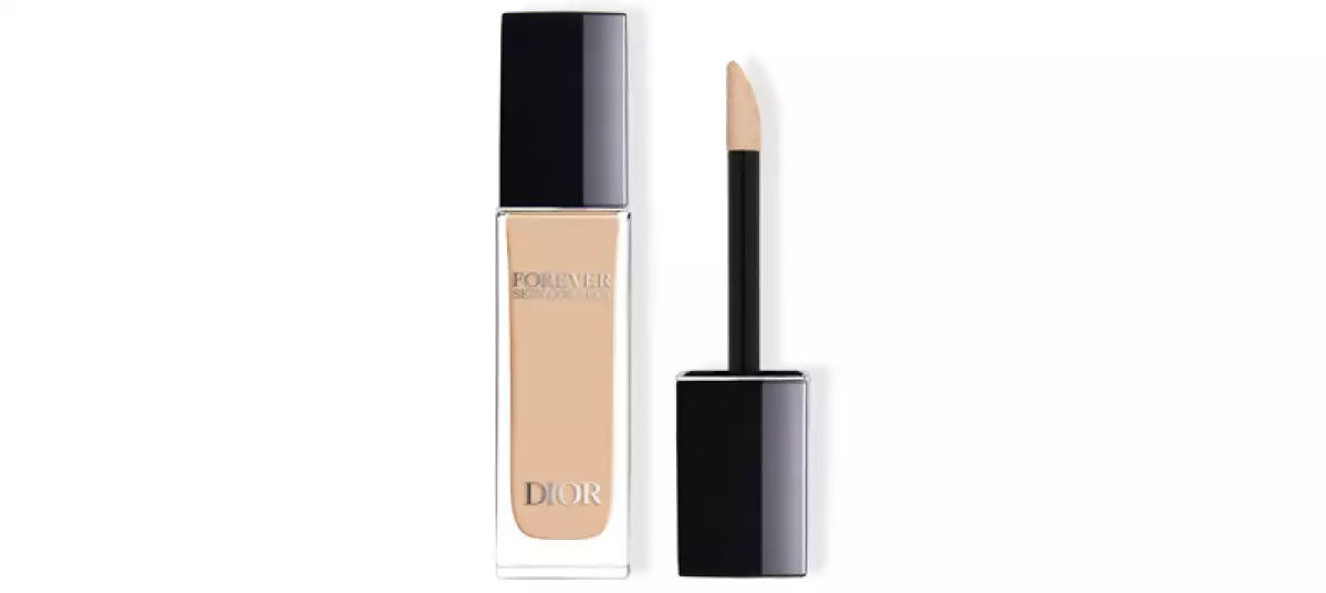 dior-corrector-errores-maquillaje-base-aplicar-brocha-sellar.jpg