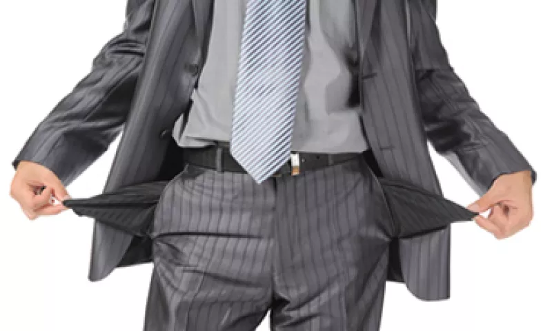 Los graduados de las 10 mejores escuelas de negocios en EU debían 87,000 dólares en promedio en 2010. (Foto: Photos to Go)