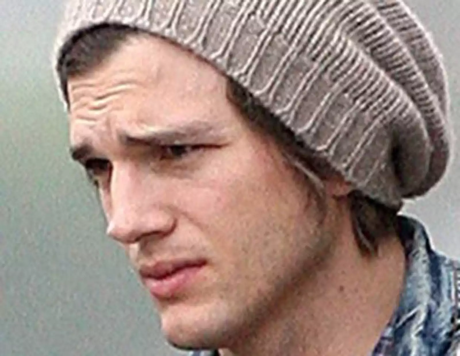 ¿Triste? No, Ashton Kutcher sólo estaba un poco pensativo.