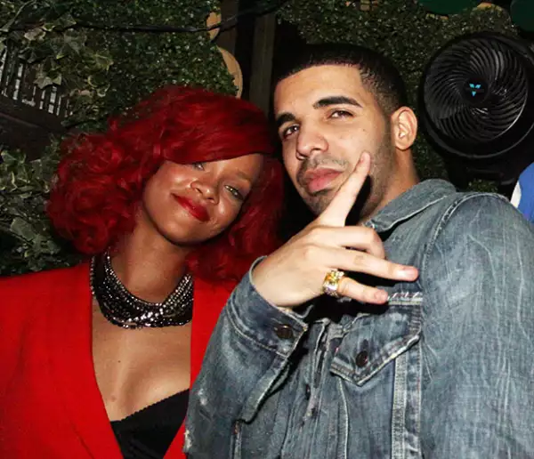 Chris Brown y Drake se involucraron en una pelea a mediados de este año. Drake y Rihanna salieron durante algunos meses en 2009.